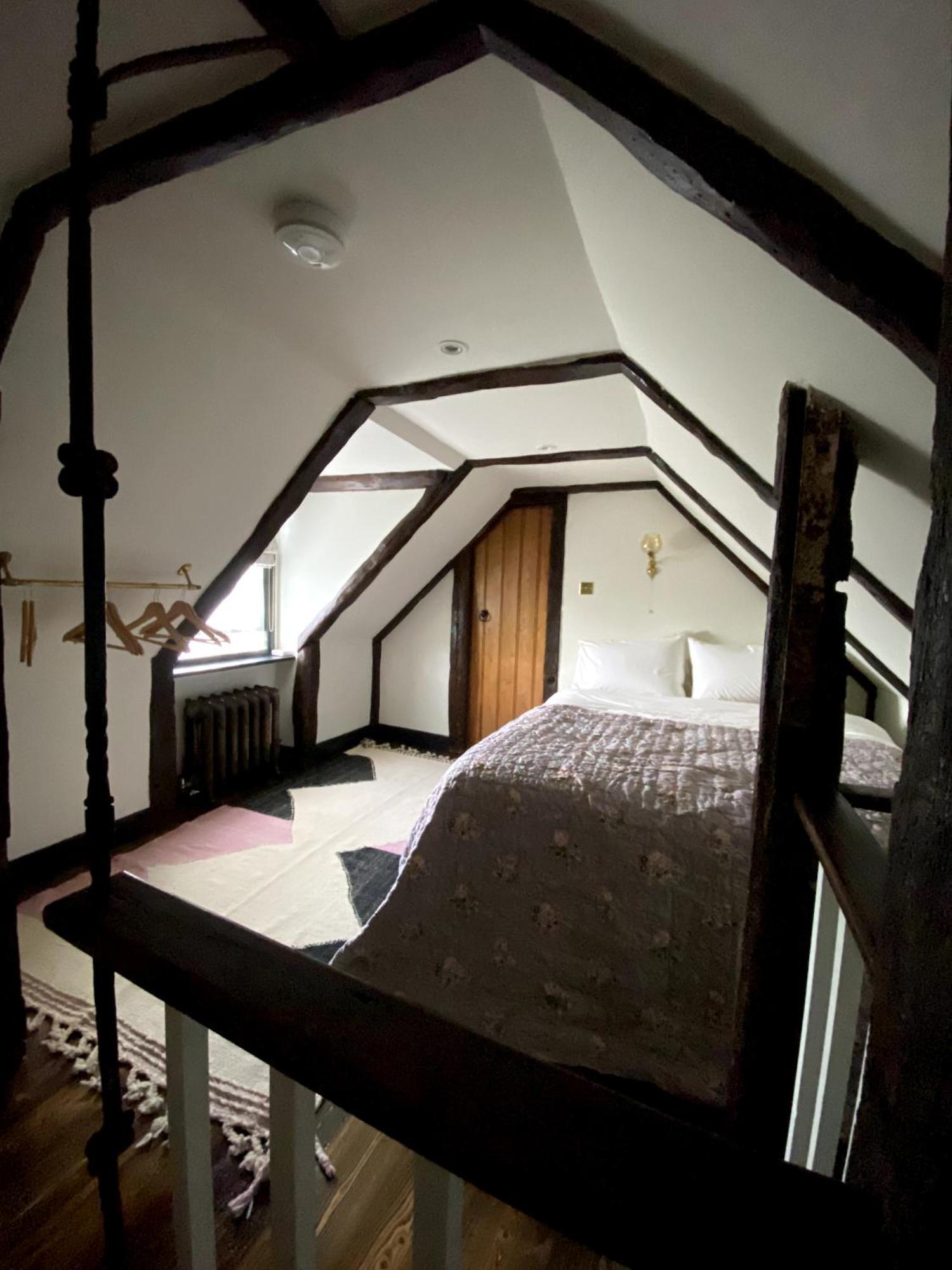 Black Tile Cottage 刘易斯 外观 照片