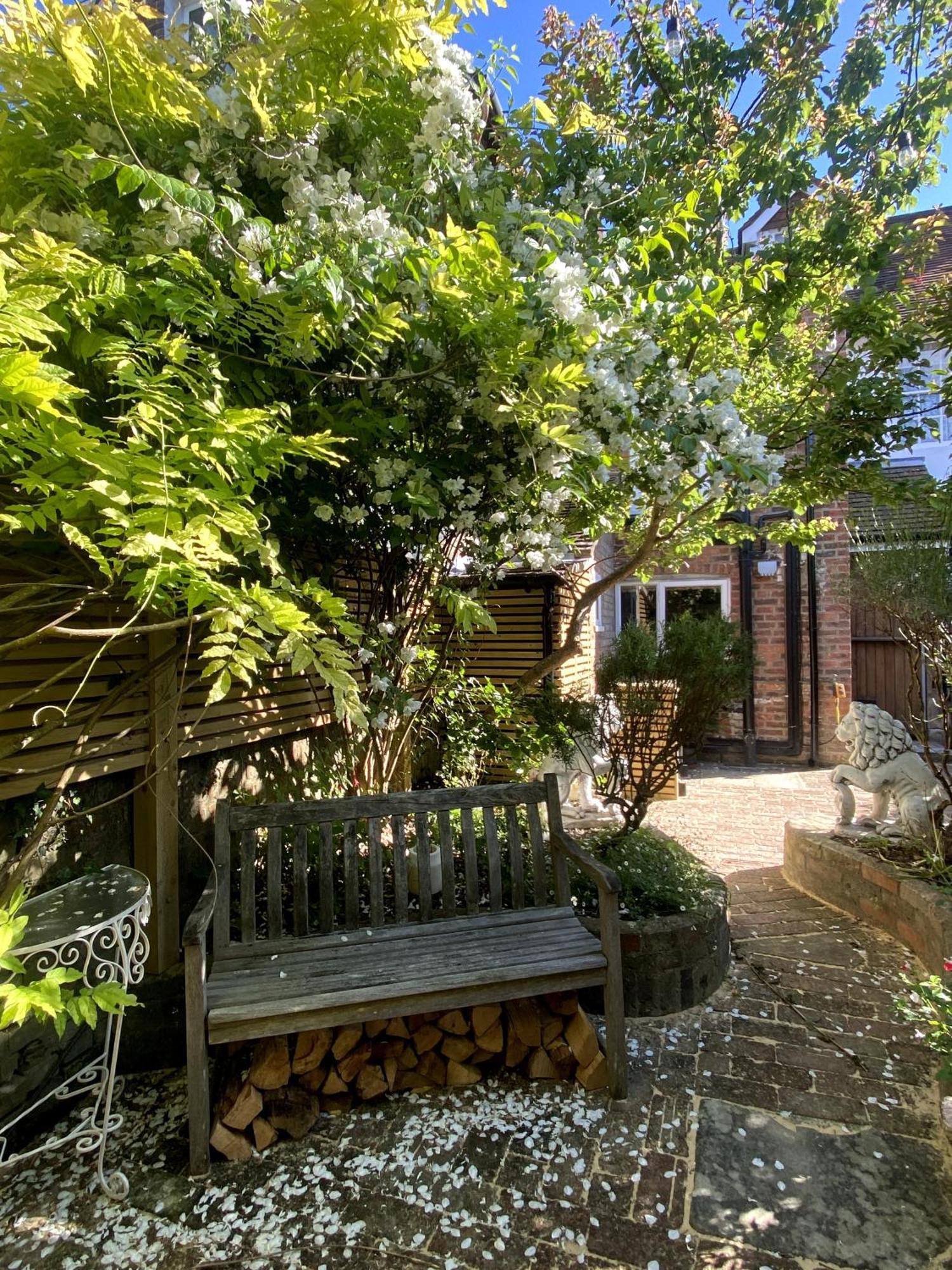 Black Tile Cottage 刘易斯 外观 照片